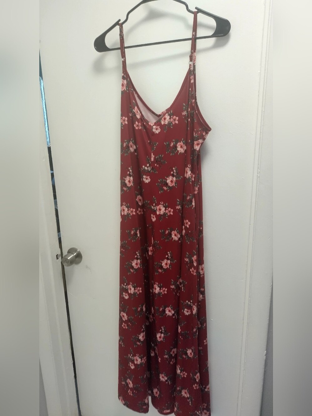 Pretty Burgundy Floral Spaghetti-Strap Maxi Dress Size Extra Large New With Tag